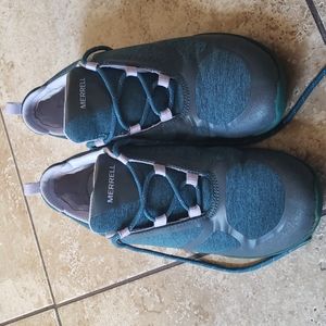 Merrell teal lilac performance footwear Size 7